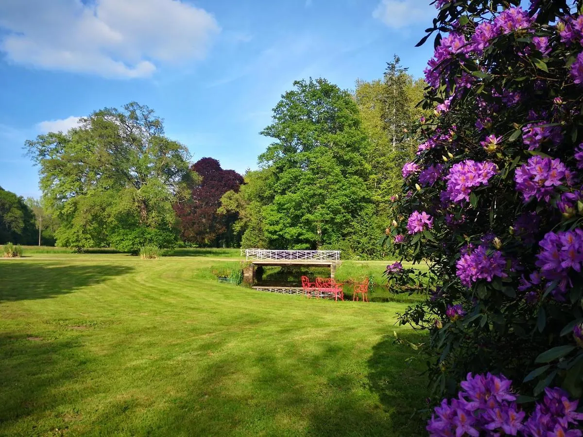 Domaine Des Longrais Bed and Breakfast Saint-Thurial