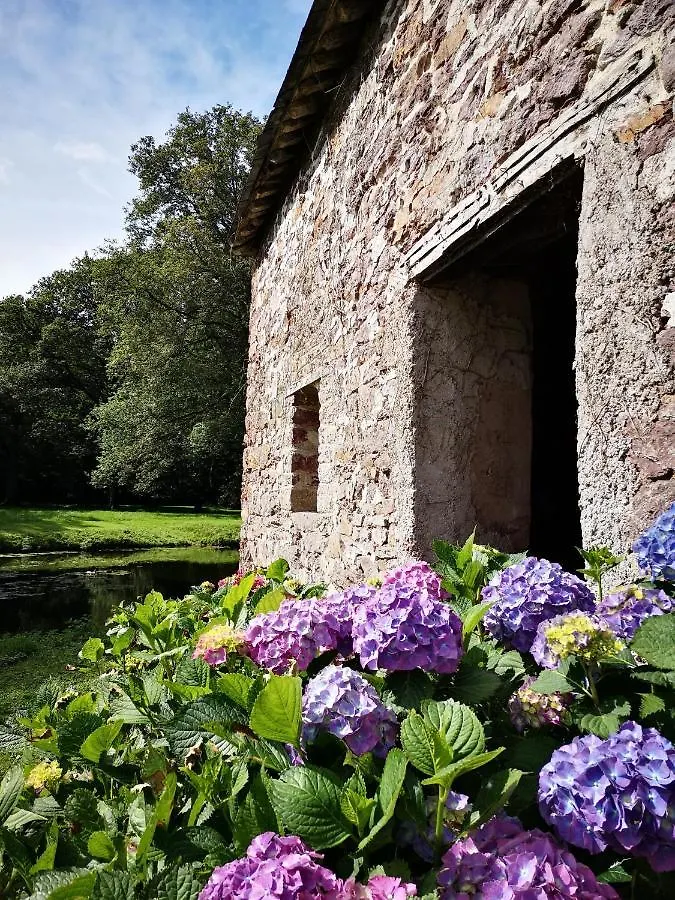 Domaine Des Longrais Bed and Breakfast Saint-Thurial